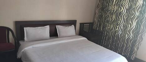 Habitación doble, vista a la montaña