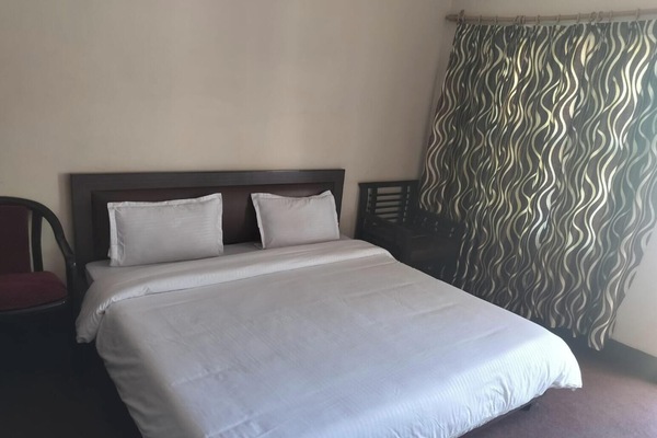 Double Room, Mountain View | Soundproofing, WiFi (free)