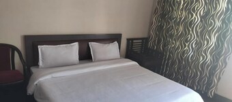 Saalak Lite Social Palace 