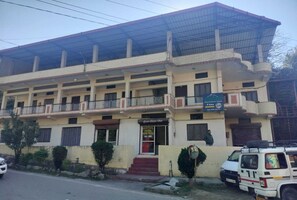 Exterior - Saalak Lite Social Palace (Ukhimath)