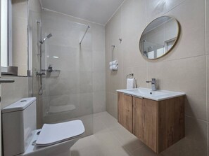 Bathroom - Saphire Suites Two Bedroom (San Pawl il-Baħar)