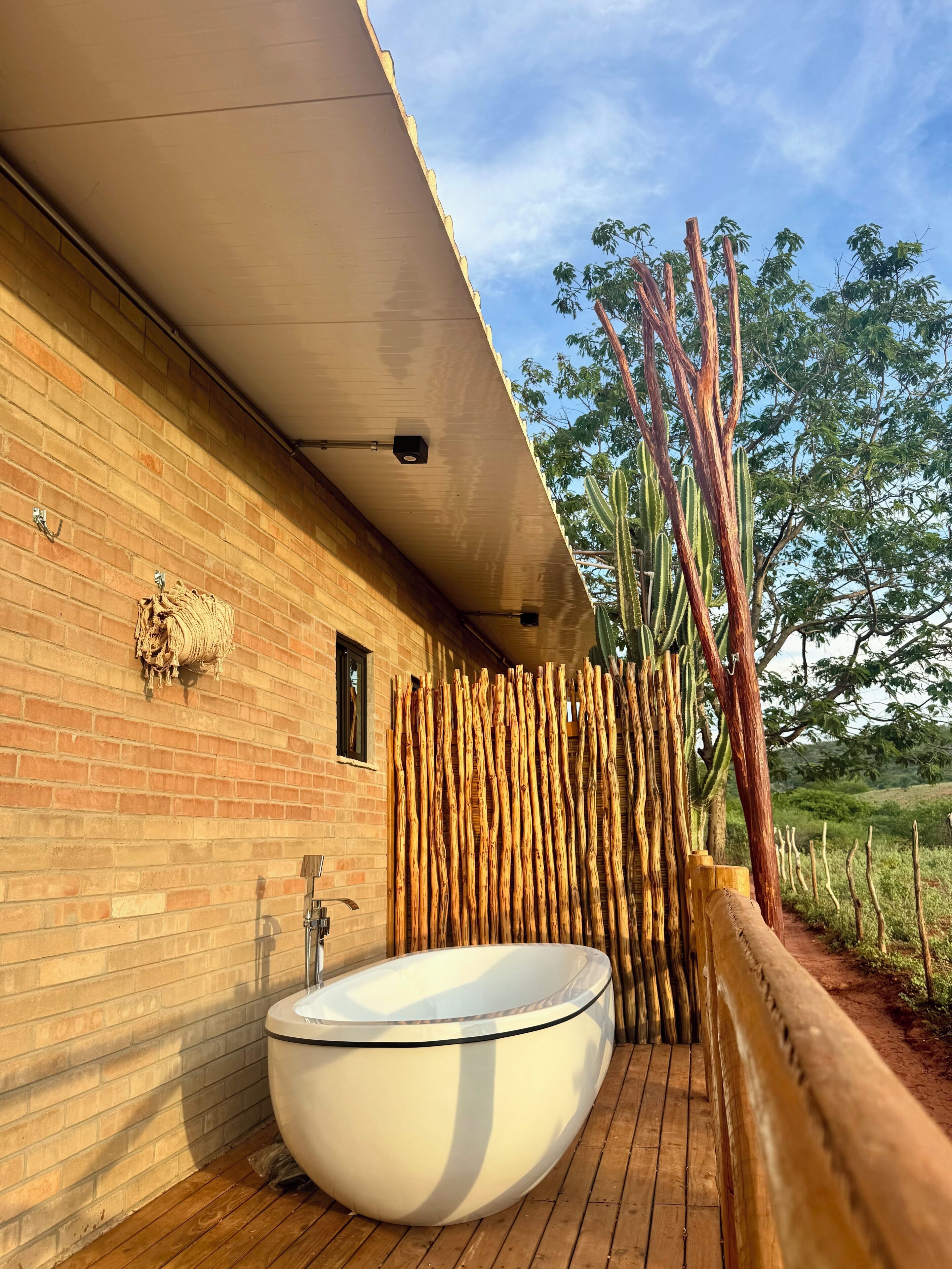 Family Room, Balcony, Park View | Private spa tub