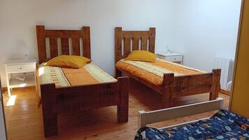 2 chambres, accès Internet, draps fournis