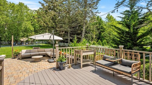 Traditional Southold Home, Private Pool, Perfect for Families