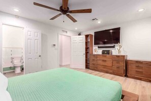 6 Schlafzimmer, Bügeleisen/Bügelbrett, WLAN, Bettwäsche