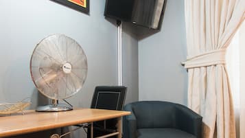 Studio Suite, City View | Bahagian dalam