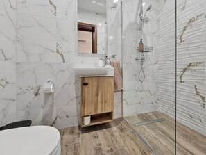 Bathroom - Serenity Suites 3 Park Views (San Pawl il-Baħar)