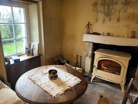 Interior. The house of Do