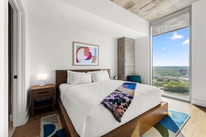 2 Schlafzimmer, Schreibtisch, Bügeleisen/Bügelbrett, WLAN