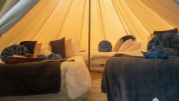 1 bedroom, travel crib, free WiFi, bed sheets