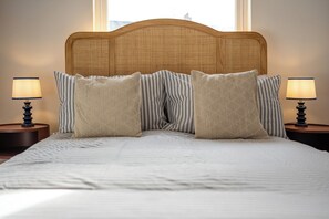 2 chambres, fer et planche à repasser, Wi-Fi gratuit, draps fournis