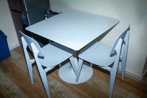 Studio, Garden View | Dining - RESIDENCE MBESSA (Abidjan)