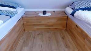 Room - Apartment 'Für 6 Personen 110 M²' with Private Pool, Private Terrace and Wi-Fi (Dingelstädt)