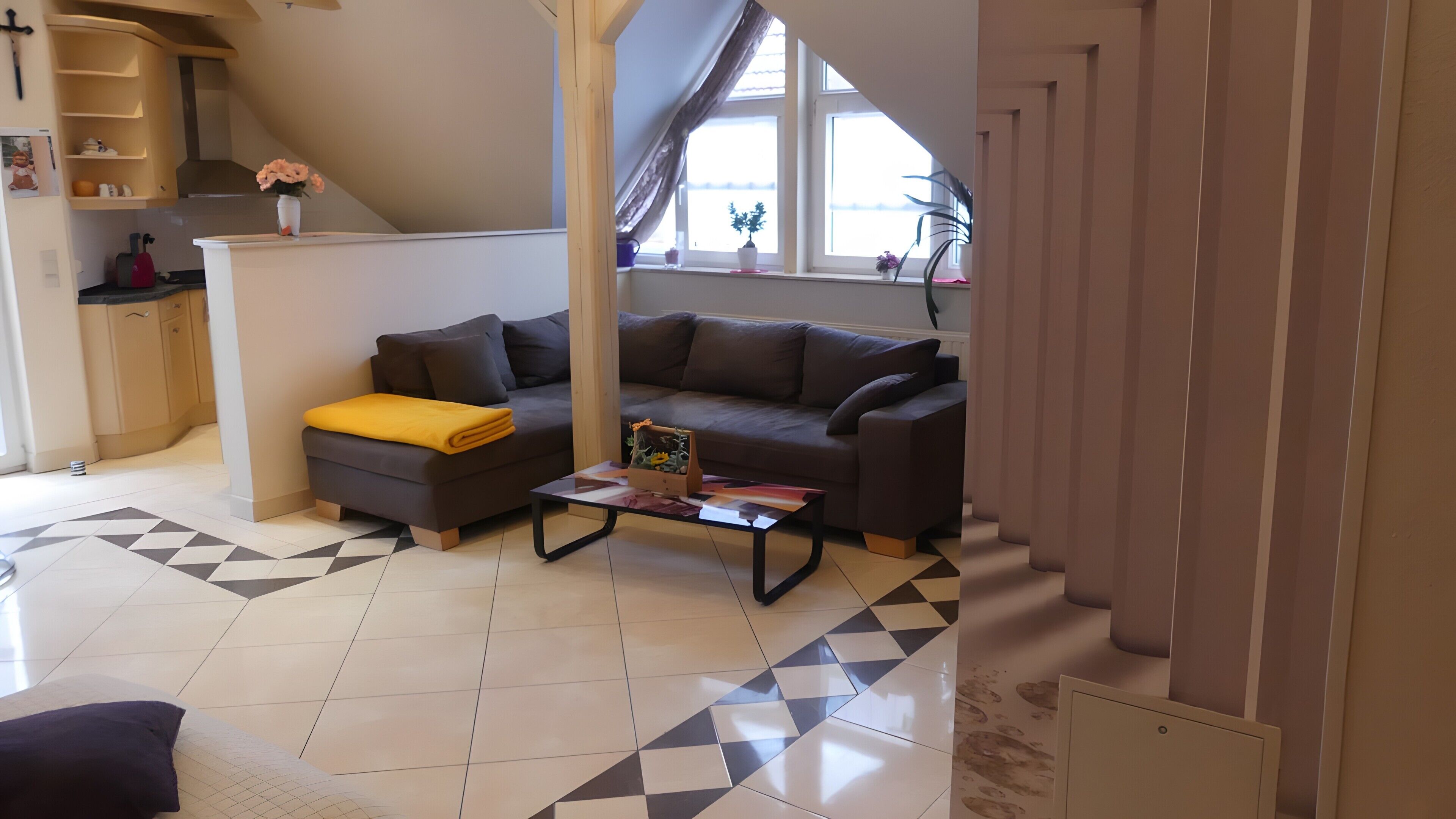 TV, fireplace, DVD player, stereo