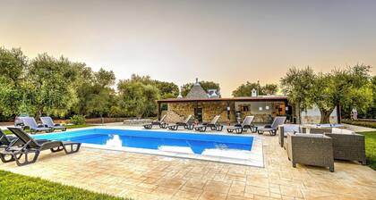 Trullo degli Augelli - Mandorlo by BarbarHouse