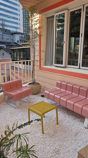 숙박 시설 구내