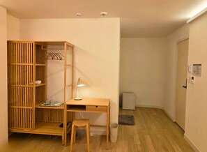 Premium Quadruple Room (6) | Individually decorated, individually furnished, desk, laptop workspace - SoSi Stay (Seoul)