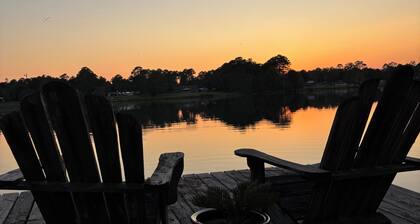 Beautiful lake front home in historic DeFuniak Springs!