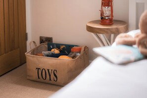 Miscellaneous - 28 Piazza (St Ives)