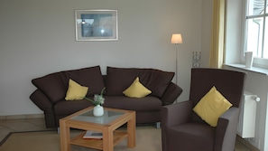 Living area - Dune House with Pool Access in Prime Location (Göhren)