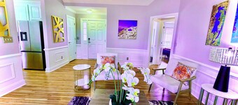 Perfect 4-bedroom bungalow with AC in charming Northeast Columbia. Pet-Friendly!