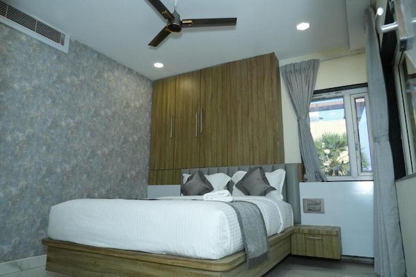Room - HOTEL PHOENIX GRAND (Visakhapatnam)