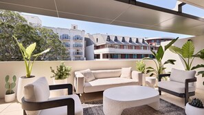 Property grounds - The Knox, Double Bay IH (Double Bay)