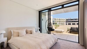 3 bedrooms, desk, iron/ironing board, free WiFi - The Knox, Double Bay IH (Double Bay)
