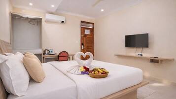 Superior Room, City View