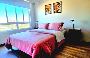 1 bedroom, iron/ironing board, Internet, bed sheets - Apartment close to Malls, Historic Center of Santiago, steps from the Metro. (Santiago)