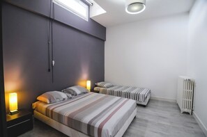 Room - New, comfortable and quiet 4* gîte with terrace in the heart of Châteauroux (Châteauroux)