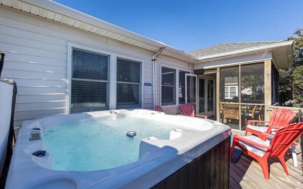 Terrace/patio - Corolla Beach Family Retreat Game Room, Pool, Hot Tub & 7 min Walk to Sand (corolla)