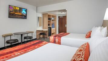 1 slaapkamer, een strijkplank/strijkijzer, gratis wifi, beddengoed