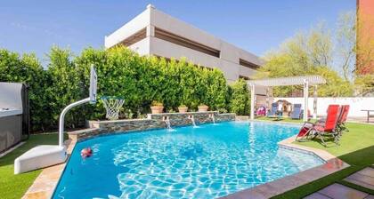 5BD3BR downtown phx w/ pool & games