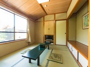 Interior - Yunagi (Kyotango)