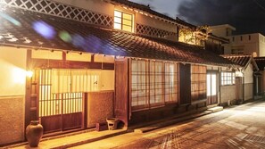 Exterior - Rita Izumo Sagiura (Izumo)