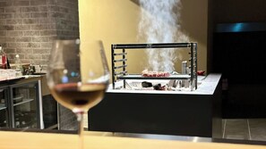 Dining - OND Hotel (Takeo)