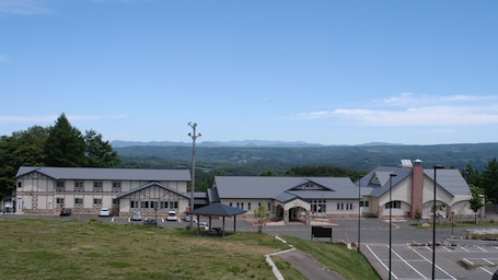 Exterior. Tendai no Yu