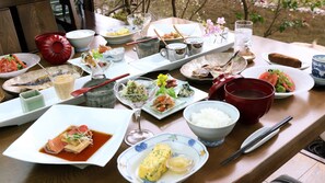 Khu ẩm thực ngoài trời