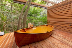 Outdoor spa tub - Arima Gensen Hotel Tsukieno Fune (Kobe)