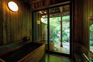 Bathroom - Kamai Onsen Ippenan (Kyotango)