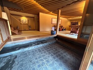 Interior - Arifuku Onsen Jikaonsen No Yado Yoshidaya (Gotsu)