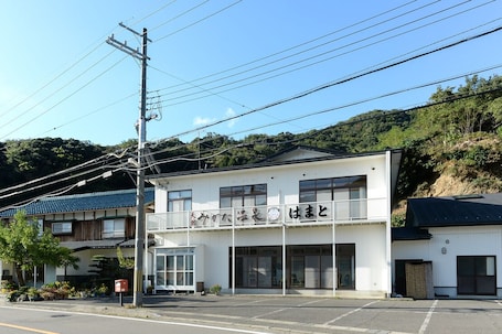 Exterior. Hamato Ryokan