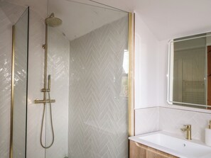 Cottage | Bathroom - Felix Cottage (Canterbury)