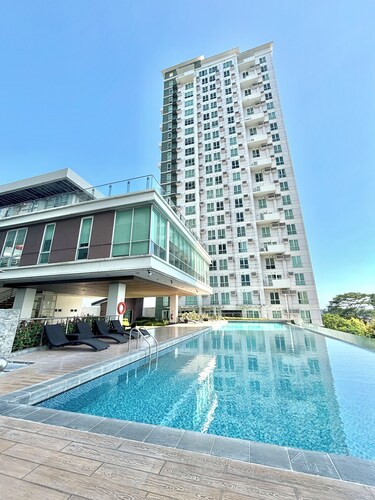 Condo in Abreeza Mall Davao 3BR and 2CR