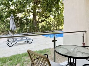 Outdoor dining - Completamente nuevo y a 100 m del mar (Jaco)