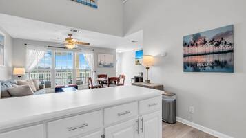 Condo, Multiple Beds (Horizon South 56-304) | Interior