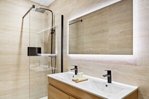 Shower, hair dryer - TheBlueStay 266 - Stunning A/C Apartment (Paris)