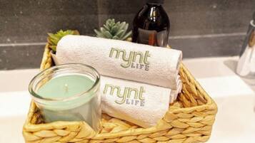 Bathroom amenities