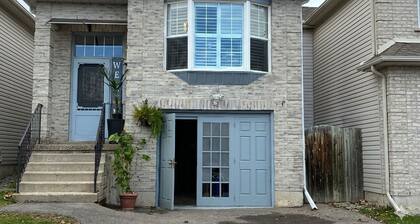 2BR Basement Suite • Kitchen • Smart TV • Free Parking